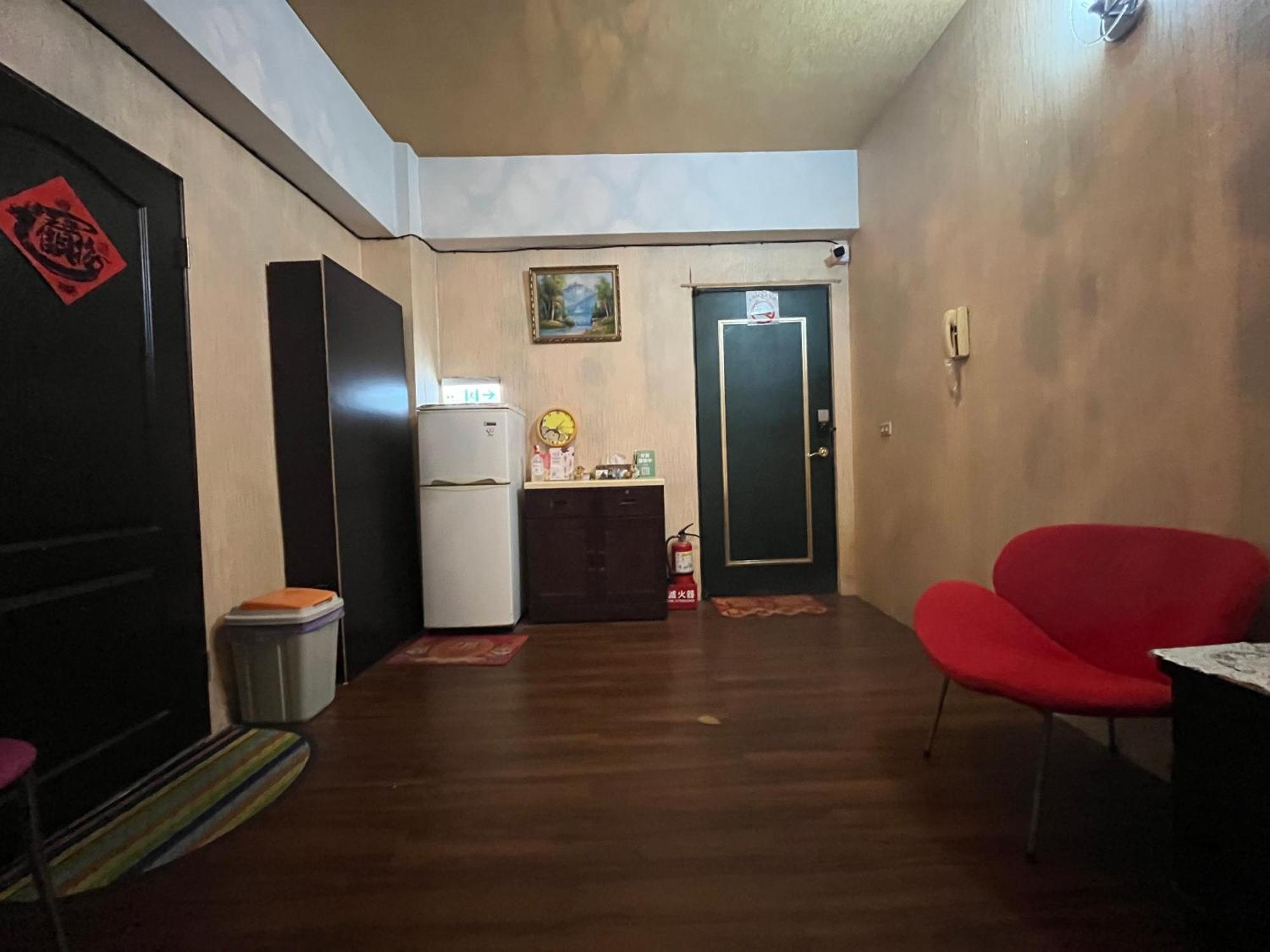 藍晴庭 Apartment Луодонг Екстериор снимка